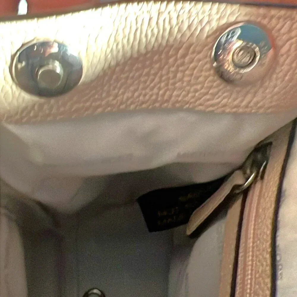 Michael Kors Crossbody - Production Sample